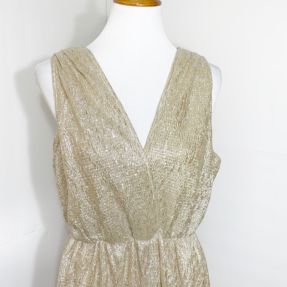 SOLD-Lulu’s Metallic Champagne Maxi Dress - Picture 3 of 8